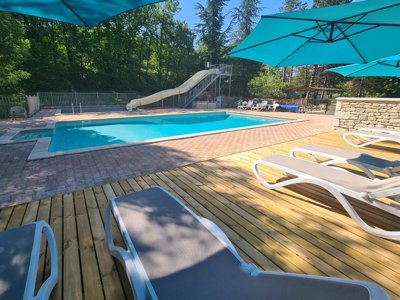 Cliquez pour découvrir toutes les photos de l'ÉTABLISSEMENT ! camping Des Arcades photo 2