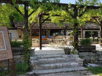 Cliquez pour découvrir toutes les photos de l'ÉTABLISSEMENT ! camping Des Arcades photo 21