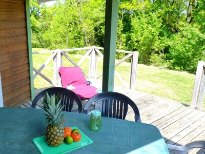 Cliquez pour découvrir toutes les photos de l'HÉBERGEMENT ! chalet - Quercy Vacances photo 2