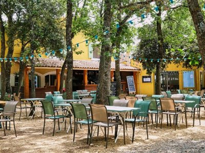 Cliquez pour découvrir toutes les photos de l'ÉTABLISSEMENT ! camping Domaine Des Chênes Blancs Pausado photo 16