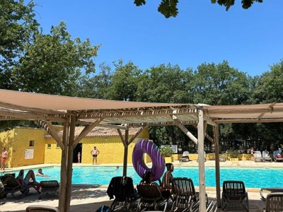 Cliquez pour découvrir toutes les photos de l'ÉTABLISSEMENT ! camping Domaine Des Chênes Blancs Pausado photo 2