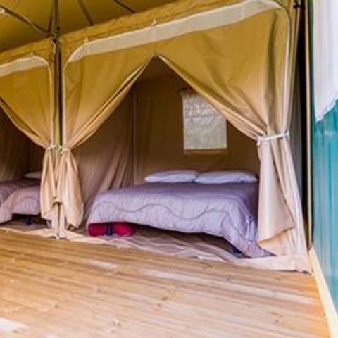 Cliquez pour découvrir toutes les photos de l'HÉBERGEMENT ! bungalow toilé - Le Trel photo 2