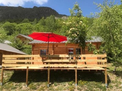 Cliquez pour découvrir toutes les photos de l'HÉBERGEMENT ! chalet - Domaine Du Trappeur photo 2