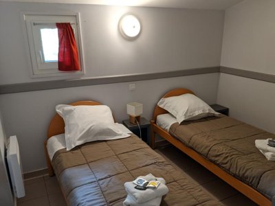 Cliquez pour découvrir toutes les photos de l'HÉBERGEMENT ! maison de campagne - Domaine Des Blachas photo 6