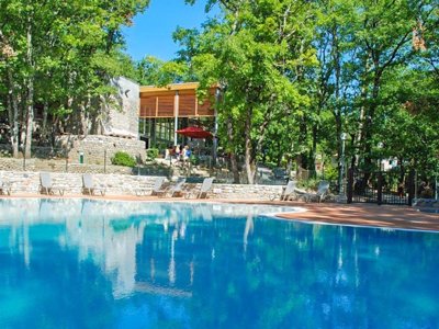 Cliquez pour découvrir toutes les photos de l'ÉTABLISSEMENT ! camping Domaine Des Blachas photo 2