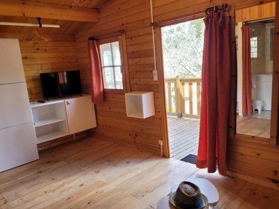 Cliquez pour découvrir toutes les photos de l'HÉBERGEMENT ! chalet - Domaine Des Blachas photo 5