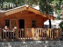 Cliquez pour découvrir toutes les photos de l'HÉBERGEMENT ! chalet - camping Domaine Des Blachas photo 2