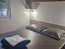 Cliquez pour découvrir toutes les photos de l'HÉBERGEMENT ! mobil-home - camping Les P'tites Maisons Dans La Prairie photo 4