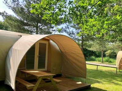 Cliquez pour découvrir toutes les photos de l'HÉBERGEMENT ! bungalow toilé - Au Pré De L'Etang photo 2