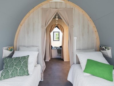 Cliquez pour découvrir toutes les photos de l'HÉBERGEMENT ! bungalow toilé - Au Pré De L'Etang photo 3