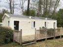 Camping Pas Cher vous présente avec son site Officiel campingpascher.fr, le Camping Val De L'eyre classé 4 étoiles, situé sur la commune de Salles dans le département Gironde (Aquitaine) en France. Le camping Val De L'eyre, vous présente un hébergement de type mobil-home de 15 m² pour 2 personnes. Le camping Val De L'eyre vous propose du mardi 01 décembre au mardi 08 décembre 2026 pour 7 nuits à 153€. Cette location propose 241 dates différentes pour réserver votre séjour. Découvrez également les 9 autres gammes d'hébergements du camping. Les Avis clients pour le Camping Val De L'eyre sont excellents avec une note moyenne de 8 sur 10. Rivière, Piscine extérieure, Club enfants, Aire de jeux enfants, Baby-foot, Canoë-kayak, Parcours sportif, Ping-pong, Pétanque, Terrain de football, Trampoline, Bar,... En savoir plus : cliquez-ICI.