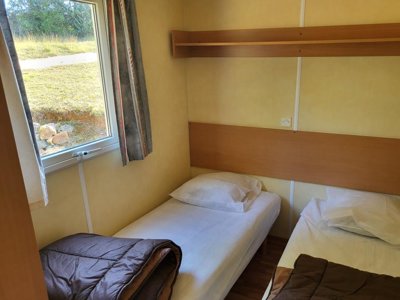 Cliquez pour découvrir toutes les photos de l'HÉBERGEMENT ! mobil-home - Des Bastides photo 3