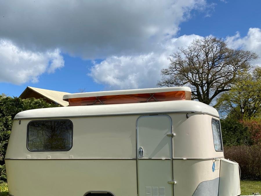 Camping Pas Cher vous présente avec son site Officiel campingpascher.fr, le Camping Glamping Sainte Suzanne classé 2 étoiles, situé sur la commune de Sainte Suzanne dans le département Mayenne (Pays De La Loire) en France. Le camping Glamping Sainte Suzanne vous propose un hébergement de type caravane de 5 m². Cet hébergement propose plus de 106 dates différentes pour réserver ! Pour dévouvrir la période la moins chère, consultez la rubrique 'Tarifs' et sélectionnez votre mois de départ. L'établissement vous propose 9 autres types d'hébergements. Découvrez tous nos séjours à petits prix dans la commune et aux alentours de Sainte Suzanne du département : Mayenne (Pays De La Loire). Les Avis clients pour le Camping Glamping Sainte Suzanne sont de 7 sur 10. Piscine couverte, Piscine extérieure, Animations familiales, Aire de jeux enfants, Centre équestre, Cyclisme, Escalade, Ping-pong, Pédalo, Pétanque, Randonnée, Skatepark, Terrain de football, Boulangerie, Créperie, Dépôt de pain, Pizzeria, Plats à emporter, Restaurant, Snack/Bar, Station-service, Supermarché,... En savoir plus : cliquez-ICI.