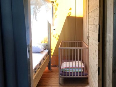 Cliquez pour découvrir toutes les photos de l'HÉBERGEMENT ! lodge - Glamping Sainte Suzanne photo 8
