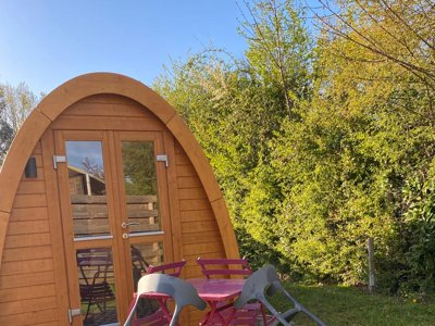 Cliquez pour découvrir toutes les photos de l'HÉBERGEMENT ! mini-maison - Glamping Sainte Suzanne photo 6
