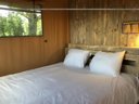 Cliquez pour découvrir toutes les photos de l'HÉBERGEMENT ! lodge - camping Glamping Sainte Suzanne photo 2