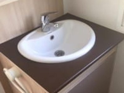 Cliquez pour découvrir toutes les photos de l'HÉBERGEMENT ! mobil-home - Le Bois De Pins photo 3