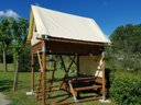 Cliquez pour découvrir toutes les photos de l'HÉBERGEMENT ! tente en toile et bois - camping Flower Le Riviera photo 2