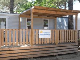 Camping Pas Cher vous présente avec son site Officiel campingpascher.fr, le Camping Internazionale Eden classé 4 étoiles, situé sur la commune de San Felice Del Benaco dans le département Brescia (Lombardie) en Italie. Le camping Internazionale Eden, vous présente un hébergement de type mobil-home pour 6 personnes avec climatisation. Le camping Internazionale Eden vous proposeun séjour PAS CHER avec une REMISEdu sam. 19 septembre au sam. 26 septembre 2026, en promotion à -42% pour 7 nuits à 220 € au lieu de 385,0 € soit une Économie de 165 €. Cette location propose 16 dates différentes pour réserver votre séjour. Découvrez également les 9 autres gammes d'hébergements du camping. Les Avis clients pour le Camping Internazionale Eden sont de 7 sur 10. Lac, Piscine extérieure, Animations familiales, Aire de jeux enfants, Canoë-kayak, Court de tennis, Golf, Ping-pong, Planche à voile, Pédalo, Pétanque, Salle de jeux vidéo, Terrain de basketball, Terrain de football, Terrain de volley-ball, Terrain multisports, Bar, Dépôt de pain, Pizzeria, Plats à emporter, Restaurant, Snack/Bar, Épicerie,... En savoir plus : cliquez-ICI.