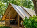 Cliquez pour découvrir toutes les photos de l'HÉBERGEMENT ! tente en toile et bois - camping Weekend Glamping Resort photo 1