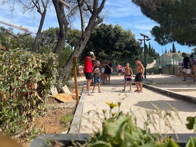 Cliquez pour découvrir toutes les photos de l'ÉTABLISSEMENT ! établissement Mas De Pierredon photo 12