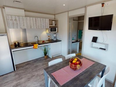Cliquez pour découvrir toutes les photos de l'HÉBERGEMENT ! chalet - CAMPASUN Le Mas De Pierredon photo 2