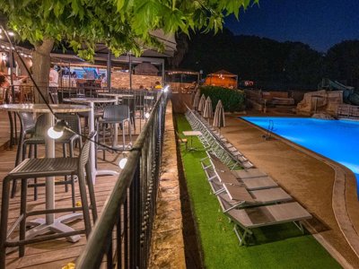 Cliquez pour découvrir toutes les photos de l'ÉTABLISSEMENT ! établissement Mas De Pierredon photo 27