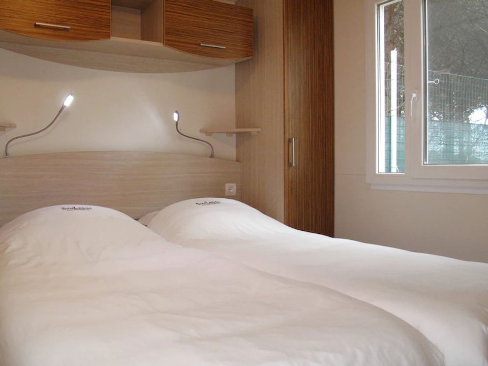 Cliquez pour découvrir toutes les photos de l'HÉBERGEMENT ! mobil-home - Hu Park Albatros Village photo 4