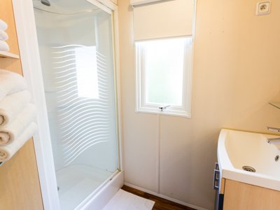 Cliquez pour découvrir toutes les photos de l'HÉBERGEMENT ! mobil-home - Hu Park Albatros Village photo 9
