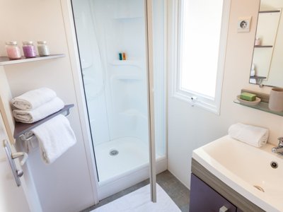 Cliquez pour découvrir toutes les photos de l'HÉBERGEMENT ! mobil-home - Hu Park Albatros Village photo 10