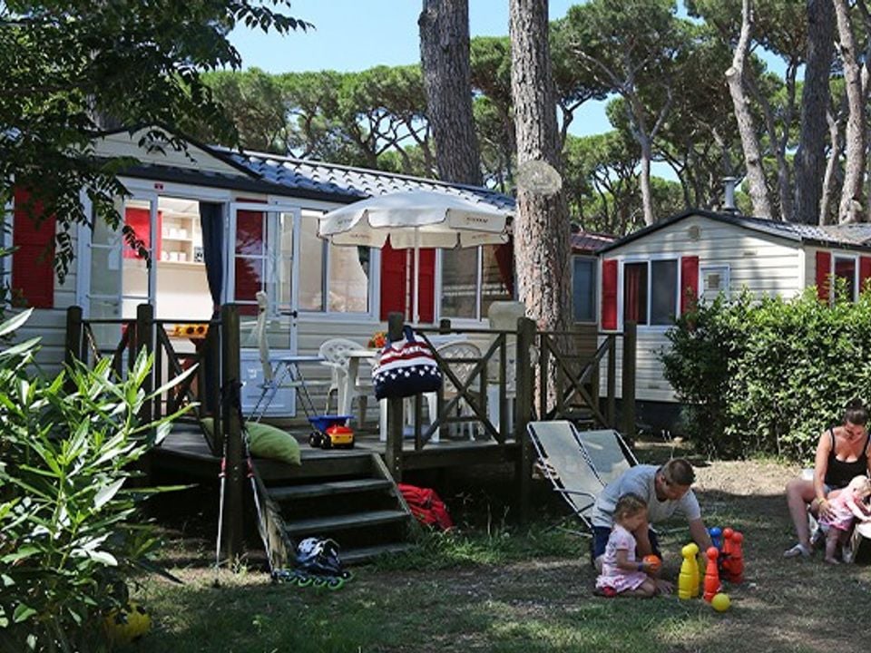 Cliquez pour découvrir toutes les photos de l'HÉBERGEMENT ! mobil-home - Hu Park Albatros Village photo 2