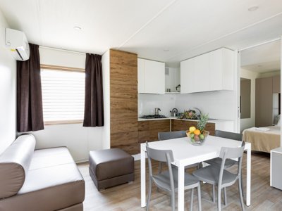 Cliquez pour découvrir toutes les photos de l'HÉBERGEMENT ! mobil-home - Hu Park Albatros Village photo 17