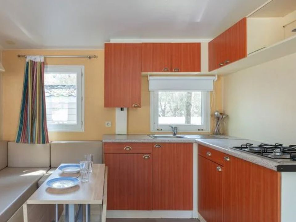 Cliquez pour découvrir toutes les photos de l'HÉBERGEMENT ! mobil-home - établissement Hu Park Albatros Village photo 5