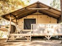 Cliquez pour découvrir toutes les photos de l'HÉBERGEMENT ! tente en toile et bois - camping Olva photo 2