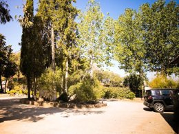 Camping Pas Cher vous présente avec son site Officiel campingpascher.fr, le Camping Olva classé 3 étoiles, situé sur la commune de Sartene dans le département Corse Du Sud (Corse) en France. Le camping Olva vous propose un hébergement de type mobil-home de 25 m². L'établissement vous propose 10 autres types d'hébergements. Découvrez tous nos séjours à petits prix dans la commune et aux alentours de Sartene du département : Corse Du Sud (Corse). Les Avis clients pour le Camping Olva sont excellents avec une note moyenne de 8 sur 10. Piscine extérieure, Animations familiales, Aire de jeux enfants, Baby-foot, Court de tennis, Cyclisme, Pétanque, Randonnée, Salle de fitness, Terrain multisports, Bar, Pizzeria, Épicerie,... En savoir plus : cliquez-ICI.