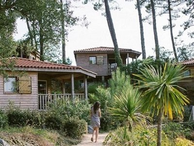 Cliquez pour découvrir toutes les photos de l'HÉBERGEMENT ! chalet - Naturéo Éco Resort photo 7