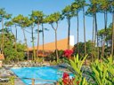 Camping Pas Cher vous présente avec son site Officiel campingpascher.fr, la Résidence Domaine De L'Agréou, située sur la commune de Seignosse dans le département Landes (Aquitaine) en France. La résidence Domaine De L'Agréou, vous présente un hébergement de type mobil-home de 20 m². La résidence Domaine De L'Agréou vous propose du sam. 20 juin au sam. 27 juin 2026 pour 7 nuits à 721€. Cette location propose 32 dates différentes pour réserver votre séjour. Découvrez également les 7 autres gammes d'hébergements de la résidence. Les Avis clients pour la Résidence Domaine De L'Agréou sont excellents avec une note moyenne de 8 sur 10. Piscine extérieure, Aire de jeux enfants, Baby-foot, Court de tennis, Ping-pong, Piscine, Pétanque, Surf, Terrain de beach-volley, Restaurant,... En savoir plus : cliquez-ICI.