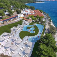 Camping Pas Cher vous présente avec son site Officiel campingpascher.fr, le Établissement Amadria Park Trogir, situé sur la commune de Seget Vranjica dans le département Split-dalmatie (Dalmatie) en Croatie. L'établissement Amadria Park Trogir vous propose un hébergement de type mobil-home de 35 m². L'établissement vous propose 10 autres types d'hébergements. Découvrez tous nos séjours à petits prix dans la commune et aux alentours de Seget Vranjica du département : Split-dalmatie (Dalmatie).... En savoir plus : cliquez-ICI.