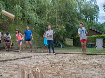 camping Les Chalets De La Gazonne photo 9