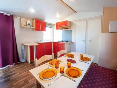 Cliquez pour découvrir toutes les photos de l'HÉBERGEMENT ! mobil-home - La Maïre photo 3