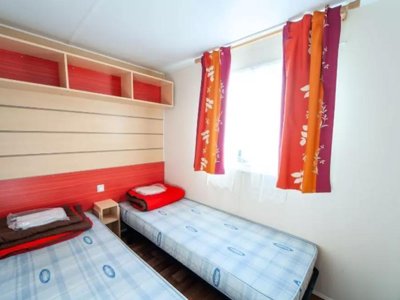 Cliquez pour découvrir toutes les photos de l'HÉBERGEMENT ! mobil-home - La Maïre photo 4