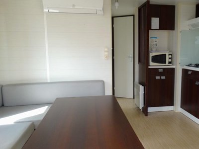 Cliquez pour découvrir toutes les photos de l'HÉBERGEMENT ! mobil-home - Bleu Marine photo 3