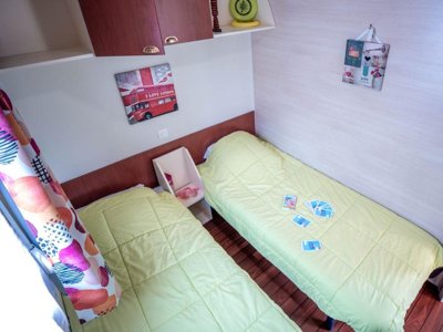 Cliquez pour découvrir toutes les photos de l'HÉBERGEMENT ! mobil-home - Les Calquières photo 8
