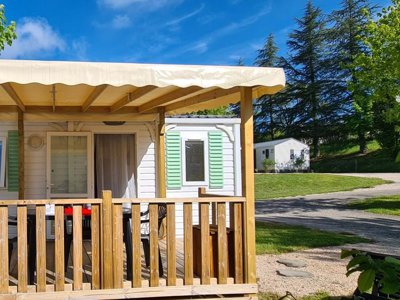 Cliquez pour découvrir toutes les photos de l'HÉBERGEMENT ! mobil-home - Les Calquières photo 2