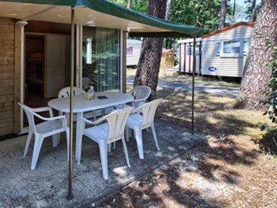 Cliquez pour découvrir toutes les photos de l'HÉBERGEMENT ! chalet - Municipal Les Genêts photo 2
