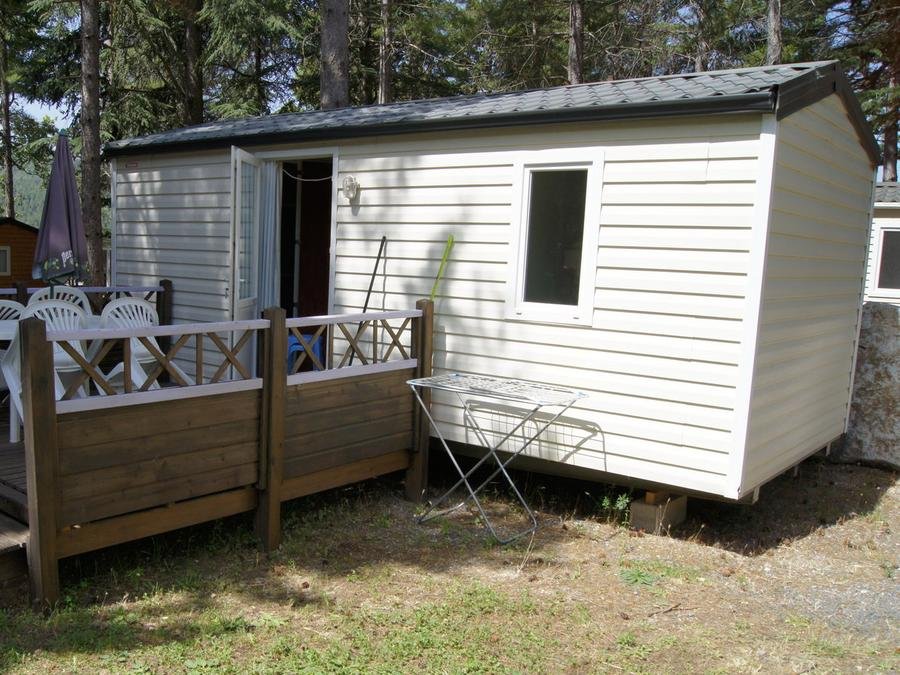 Camping Pas Cher vous présente avec son site Officiel campingpascher.fr, le Camping La Source classé 3 étoiles, situé sur la commune de Sournia dans le département Pyrénées-orientales (Languedoc Roussillon) en France. Le camping La Source, vous présente un hébergement de type mobil-home de 17 m². Le camping La Source vous propose du vendredi 05 juin au vendredi 12 juin 2026 avec un DÉPART DEMAIN pour 7 nuits à 270€. Cette location propose 42 dates différentes pour réserver votre séjour. Découvrez également les 14 autres gammes d'hébergements du camping. Les Avis clients pour le Camping La Source sont excellents avec une note moyenne de 8 sur 10. LacMer, Piscine chauffée, Piscine extérieure, Animations familiales, Aire de jeux enfants, Baby-foot, Canoë-kayak, Centre équestre, Cyclisme, Parcours sportif, Ping-pong, Pétanque, Randonnée, Structure gonflable enfants, Terrain multisports, Trampoline, Bar, Boulangerie, Plats à emporter, Snack/Bar, Épicerie,... En savoir plus : cliquez-ICI.
