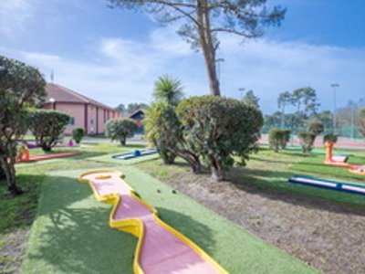 Cliquez pour découvrir toutes les photos de l'ÉTABLISSEMENT ! établissement Club Les Villas Du Lac photo 3