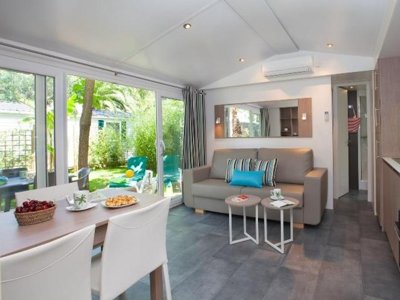 Cliquez pour découvrir toutes les photos de l'HÉBERGEMENT ! mobil-home - Le Pré Saint André photo 3