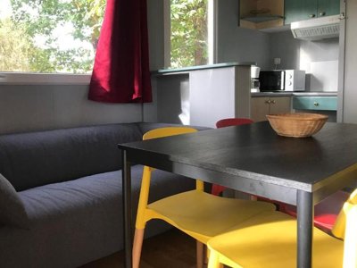 Cliquez pour découvrir toutes les photos de l'ÉTABLISSEMENT ! établissement Des Grands Pins photo 21