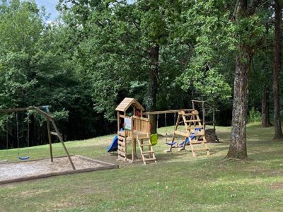 Cliquez pour découvrir toutes les photos de l'ÉTABLISSEMENT ! établissement Des Grands Pins photo 28